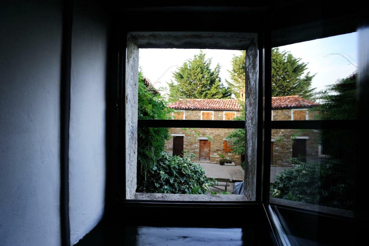 Šmarje Traditional Istrian Stone House מראה חיצוני תמונה